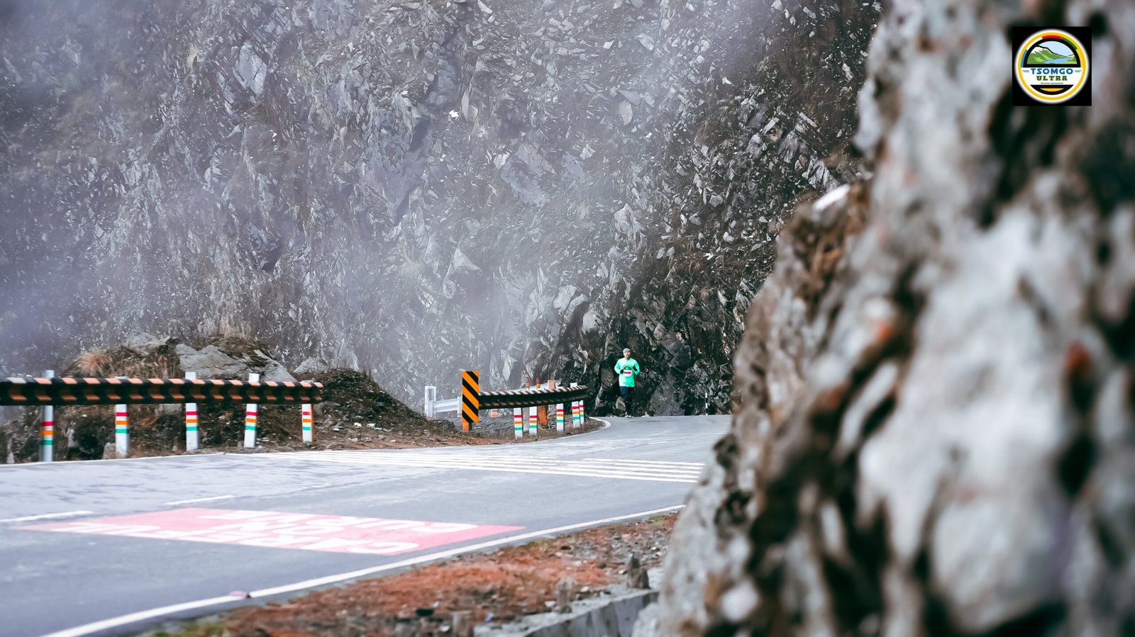 Snow-covered Himalayan peaks above the Sikkim Tsomgo Ultra course